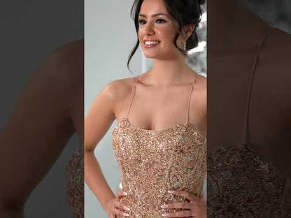 Tiffanys Prom – Marilyn